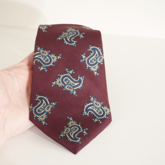 CHRISTIAN DIOR VTG Silk Navy/Red Paisley Neck Tie - Picture 4 of 4